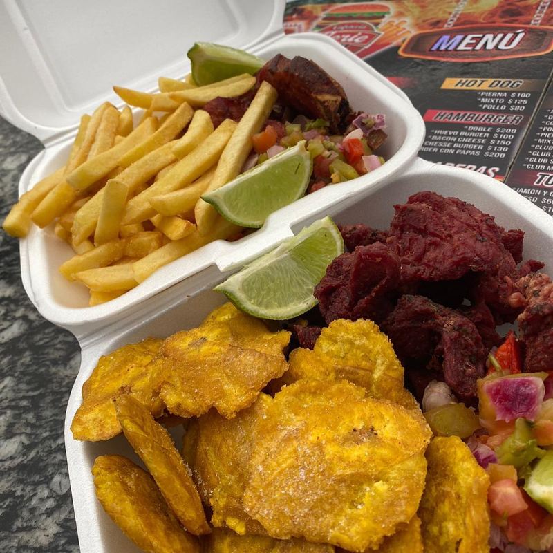 Mixed Fritura at Cafetería Serie 54