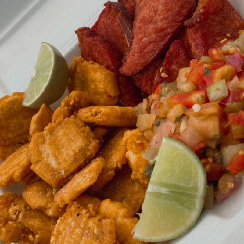 Longaniza with Tostones at Cafetería Serie 54