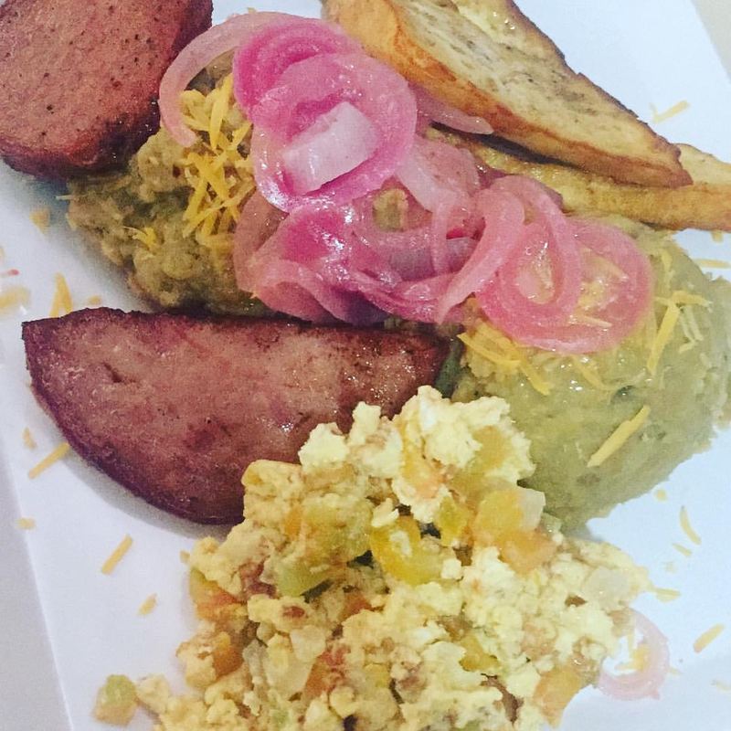 Mangú & Los Tres Golpes at Cafetería Serie 54